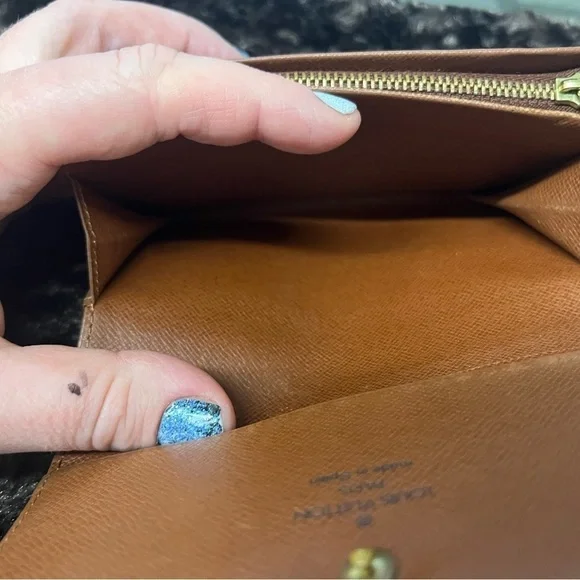 Louis Vuitton Vintage Tressor Canvas Wallet  in Classic Monogram. EUC - Picture 14 of 17